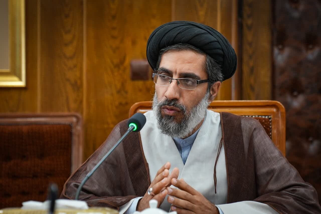 جامع‌ترین الگو برای سیاست‌ورزی، شهید رئیسی است/ شهید رئیسی پهلوان سپهر سیاست ایران بود/ آیت الله رئیسی مکتبی که در آن رشد یافته را توسعه داد