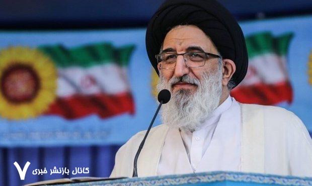امام جمعه کرج: آمریکا گرفتار بی‌برقی است/ در پنج ایالت حدود ۲۴ هزار مشترک در خاموشی مطلق هستند بعد ایران را متهم می‌کنند