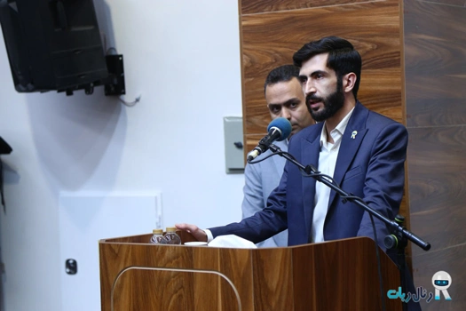 رونمایی از ربات هوشمند ارتباط‌ گر در شهر اولین‌ها!