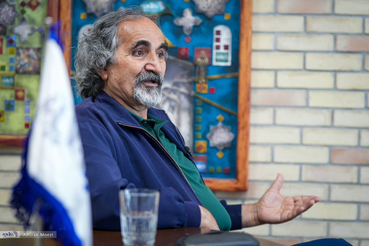آزاد ارمکی: مذاکره ایران با آمریکا بخاطر ضعف نیست/ سعید جلیلی باید بماند تا دچار میرایی تاریخی شود/ جمهوری اسلامی به «بلوغ پنهان» رسیده است