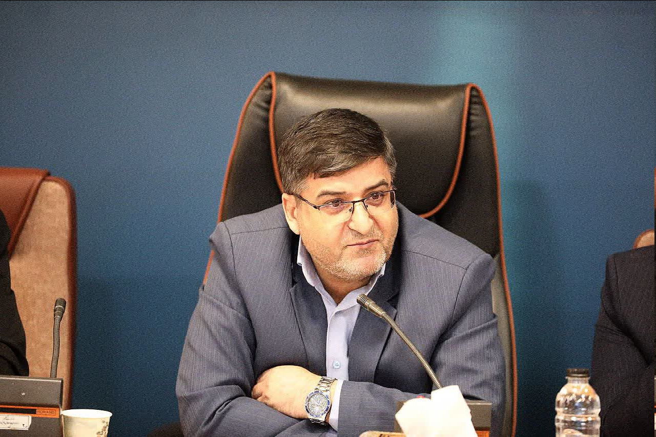 استاندارچهارمحال و بختیاری :  ورق خودروی استان باید در خاورمیانه پیشتاز باشد