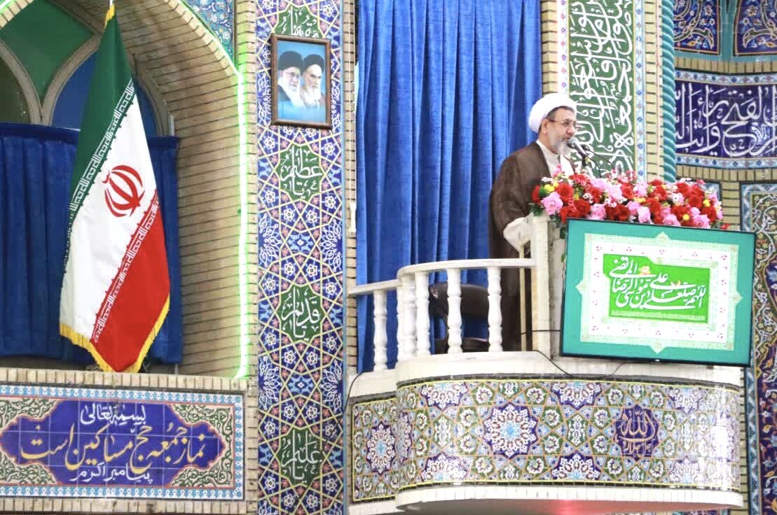 امام جمعه کرمان امام خمینیره ایران را به کشوری