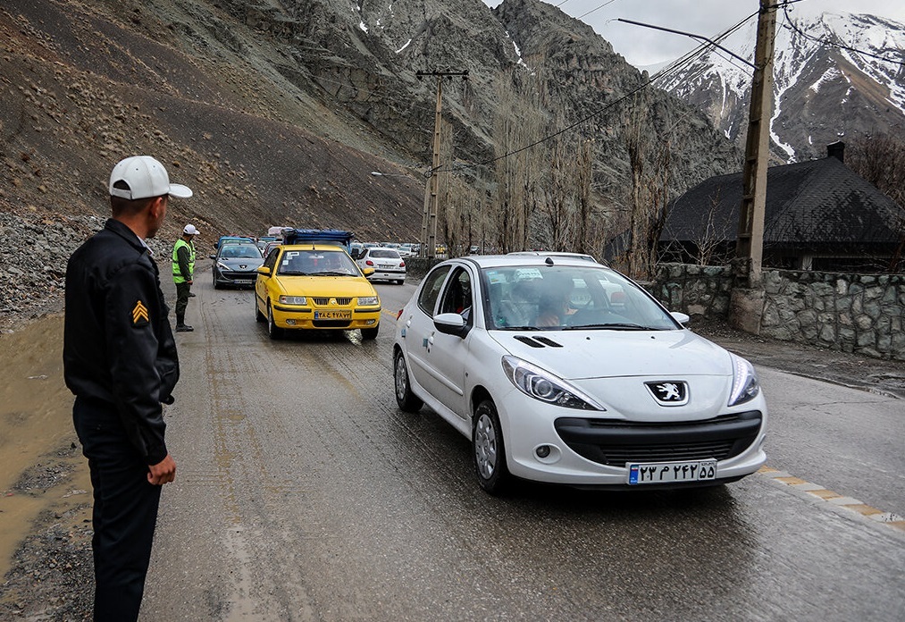 محدودیت ترافیکی در محورهای شمالی به دلیل انسداد جاده چالوس 2 محدودیت ترافیکی در محورهای شمالی به دلیل انسداد جاده چالوس