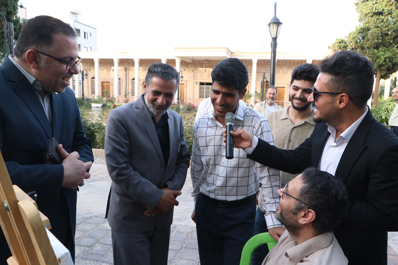 جلوه‌های عشق به ایران در گردهمایی هنرمندان تجسمی سمنان