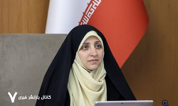 دیدار بهروزآذر با خانواده الهه حسین نژاد/ تدوین دستورالعمل‌های جدید برای استخدام رانندگان تاکسی‌های عبوری و اینترنتی