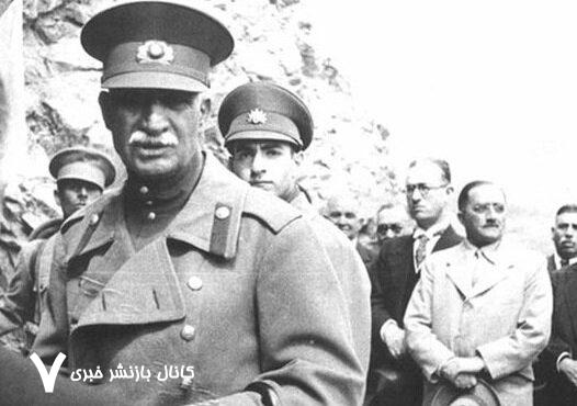 عکس/ رضاشاه در حال بازدید از چشمه نفت کرمانشاه