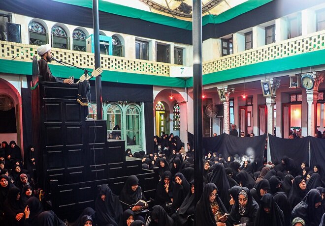 مجالس سوگواری سیدالشهدا با قدمت ۱۰۰ سال در اصفهان/ از روضه «حاج عبدالمحمود میثمی» تا روضههای «زرگرباشی» و «شمس آبادی» 9 مجالس سوگواری سیدالشهدا با قدمت ۱۰۰ سال در اصفهان/ از روضه «حاج عبدالمحمود میثمی» تا روضههای «زرگرباشی» و «شمس آبادی»