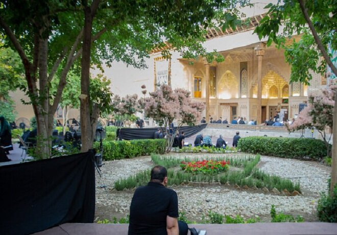 مجالس سوگواری سیدالشهدا با قدمت ۱۰۰ سال در اصفهان/ از روضه «حاج عبدالمحمود میثمی» تا روضههای «زرگرباشی» و «شمس آبادی» 10 مجالس سوگواری سیدالشهدا با قدمت ۱۰۰ سال در اصفهان/ از روضه «حاج عبدالمحمود میثمی» تا روضههای «زرگرباشی» و «شمس آبادی»