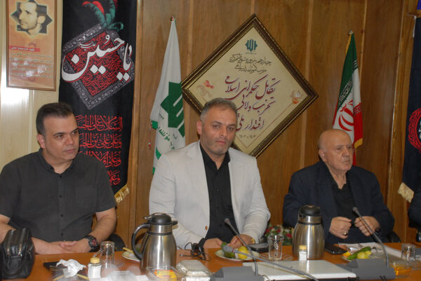 انوشیروانی در المپیک لس آنجلس روی مدال بانوان وزنه بردار