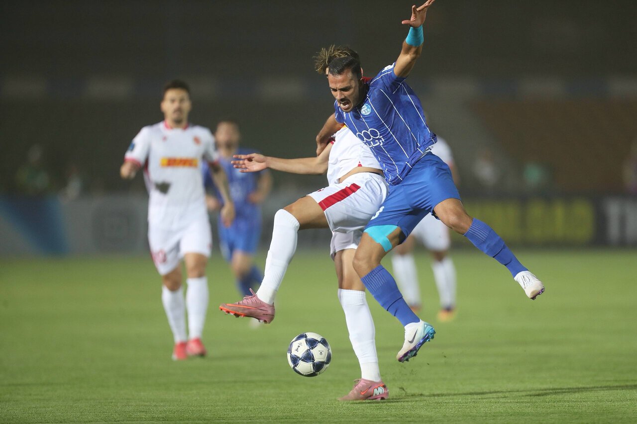 جدایی مدافع استقلال منتفی شد 2 جدایی مدافع استقلال منتفی شد