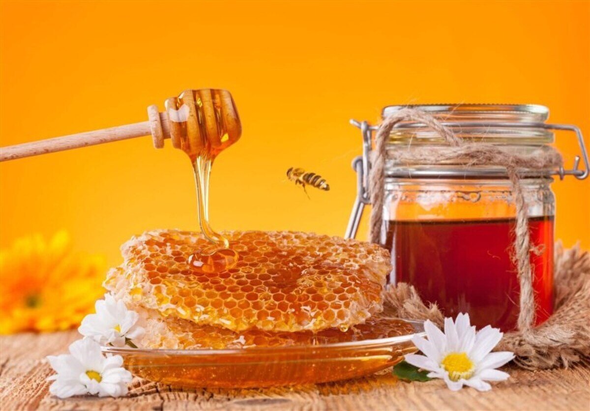 عسل طبیعی چه رنگی دارد؟