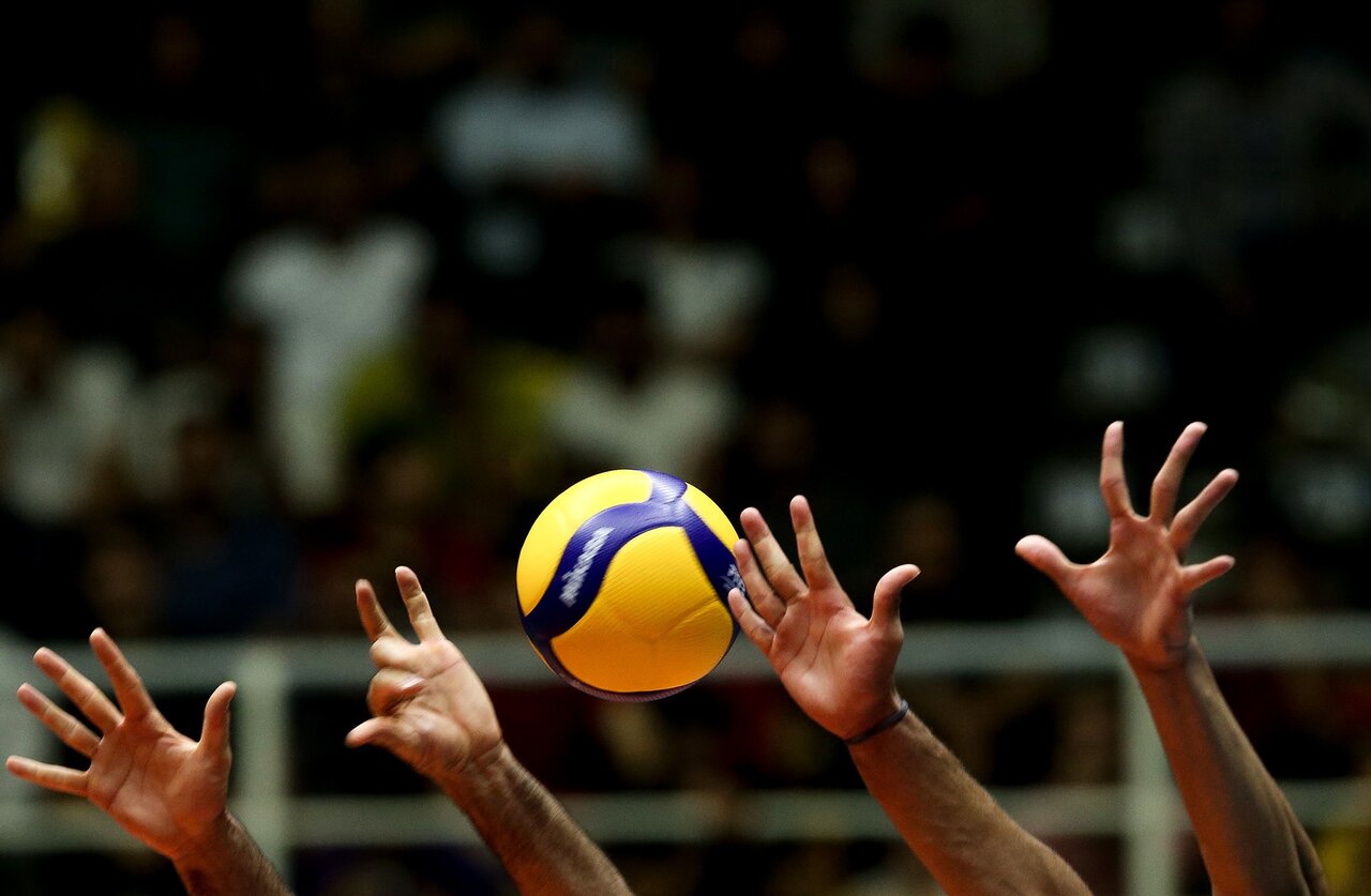 مسابقات لیگ برتر به تعویق افتاد