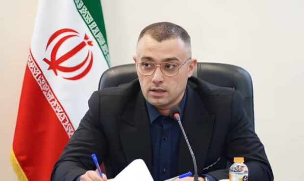 یکپارچه دیدن دشمن: شمشیر دو لبه بین وحدت ملی و فرصت‌های از دست رفته