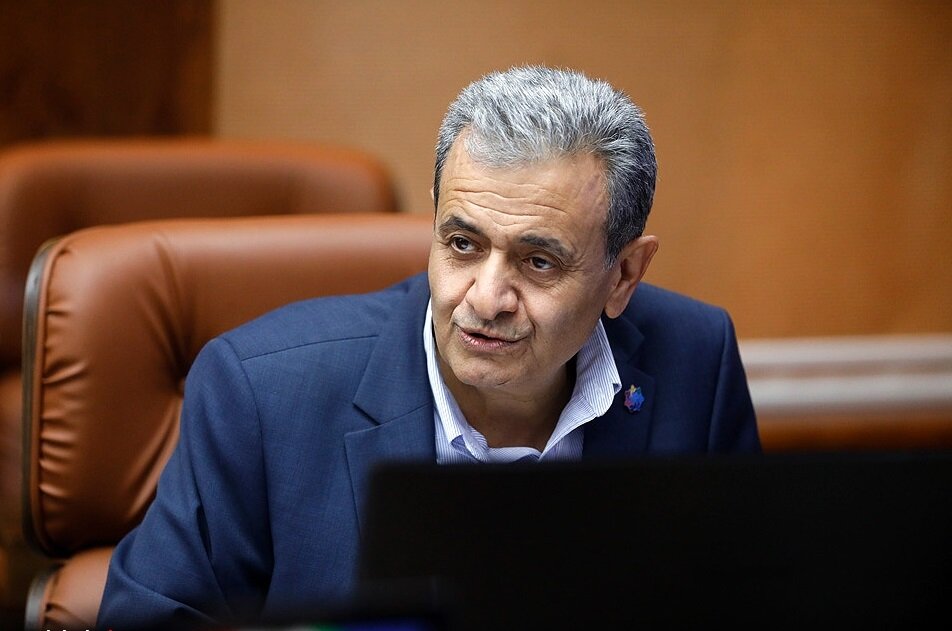 بازاریان و بازرگانان کیش خواستار توقف نهایی‌ واگذاری کیش‌ایر شدند