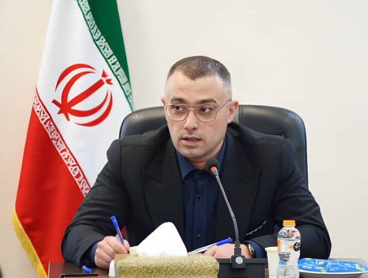 یکپارچه دیدن دشمن شمشیر دو لبه بین وحدت ملی و