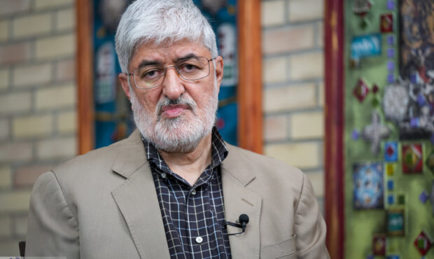 نکته‌ای درباره تشییع پیکر رهبر شهید